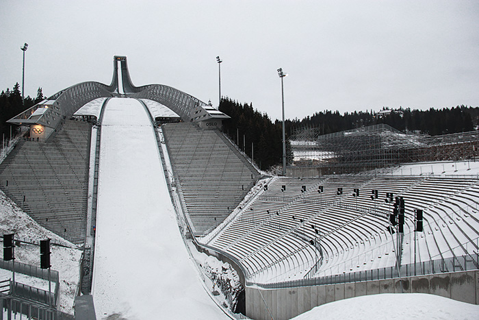 holmenkollen-Holmenkollbakken-norvege-trempli-ski