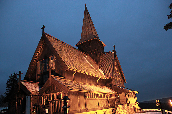 holmenkollen-eglise-norvege