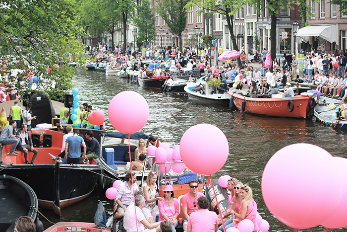 amsterdam-cityguide-lalouandco-gaypride