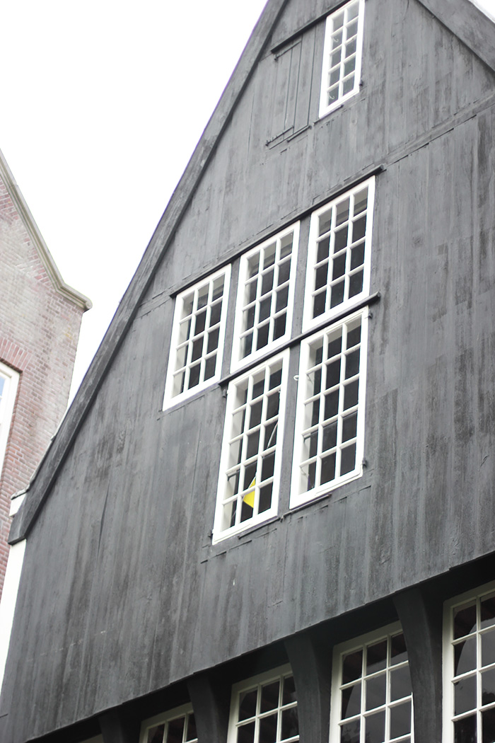 amsterdam-cityguide-lalouandco-maison-beguinage